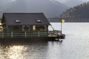 7 Major Waterfront Vacation Home Issues You MUST Consider