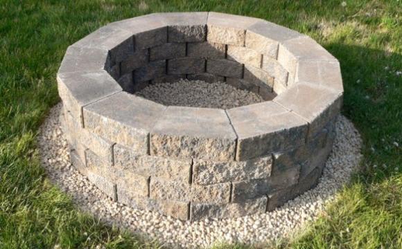 homemade backyard fire pit