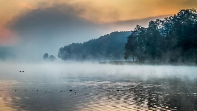 How to Capture the Beauty In Nature: Lake Photography