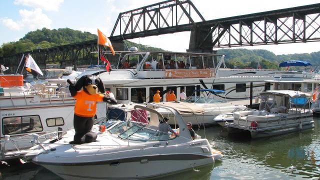 vol navy tailgating