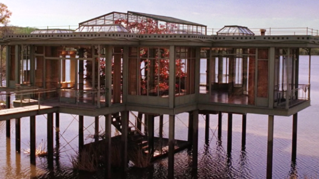 The Lake House built in Illinois