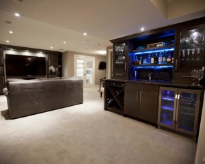 Creating a Space for Entertaining in Your Basement