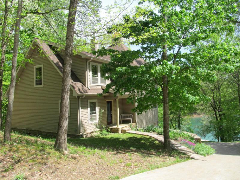lakehouse for sale nebraska