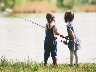 Kids fishing