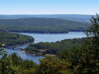 aerial view of Deep Creek Lake in Maryland