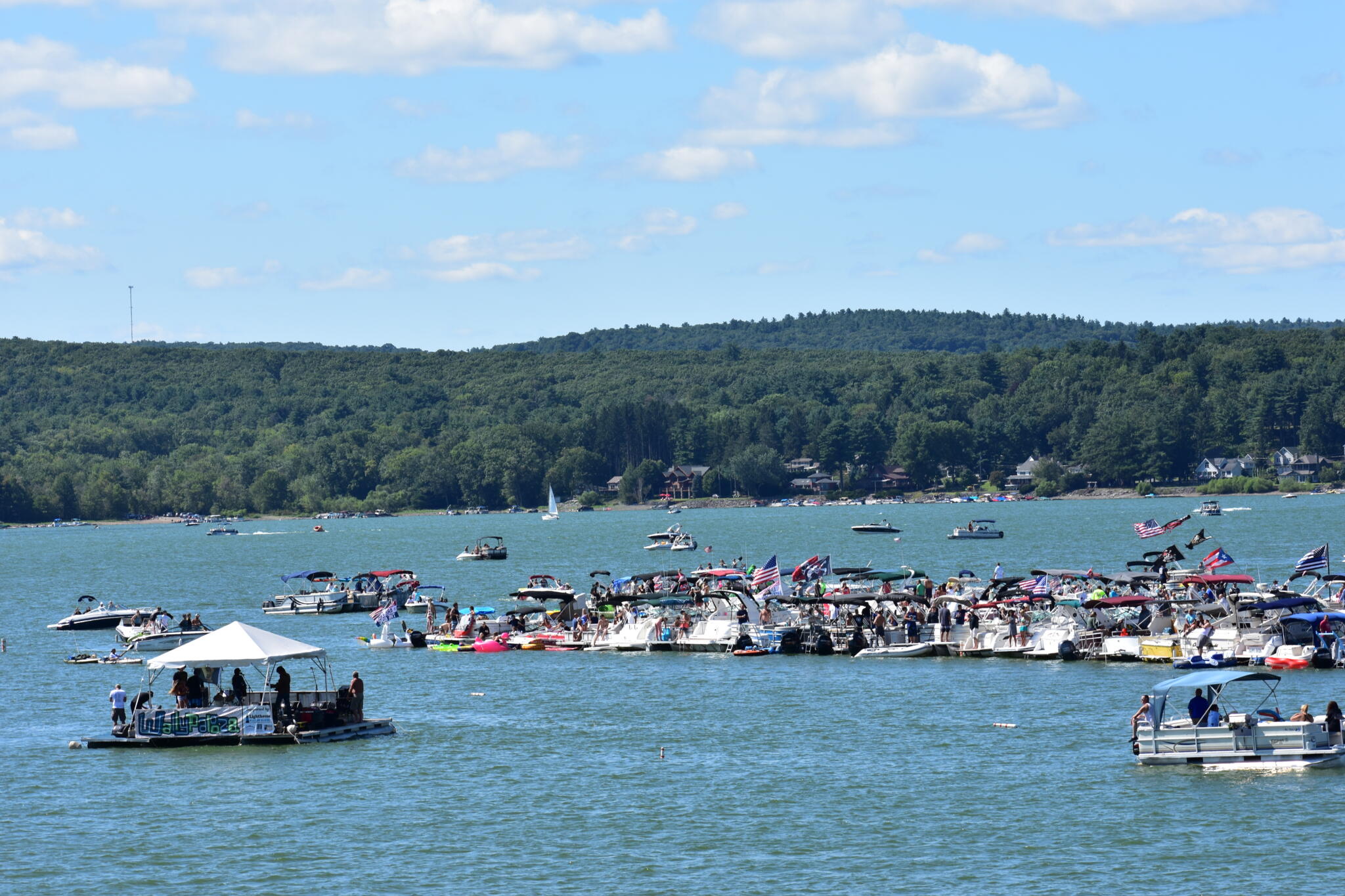 Lake Wallenpaupack, Lake of Big Fun in the Poconos | Lake Homes Realty