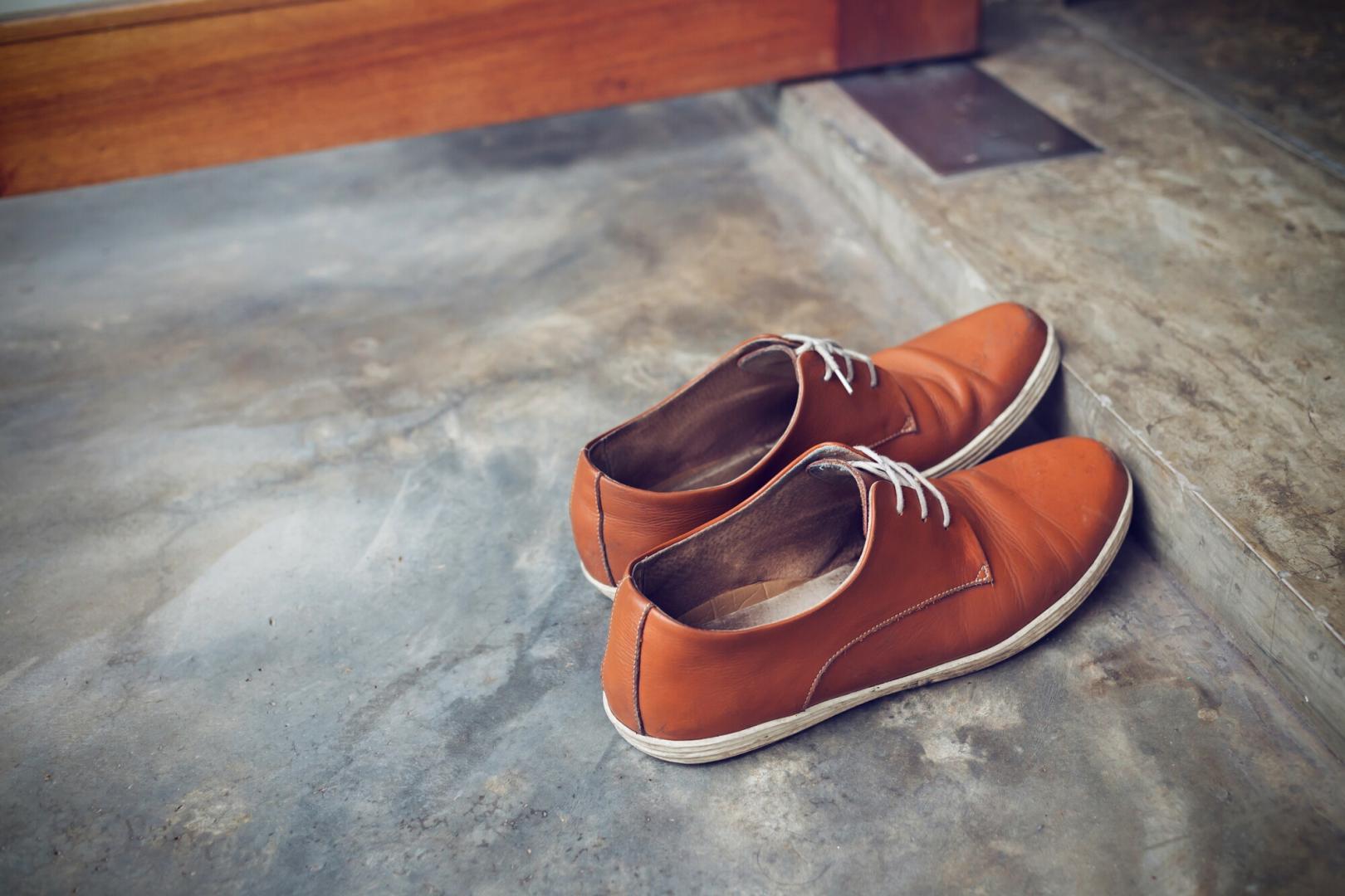 Choosing the Right Flooring for Your Lake House Lake Homes Realty