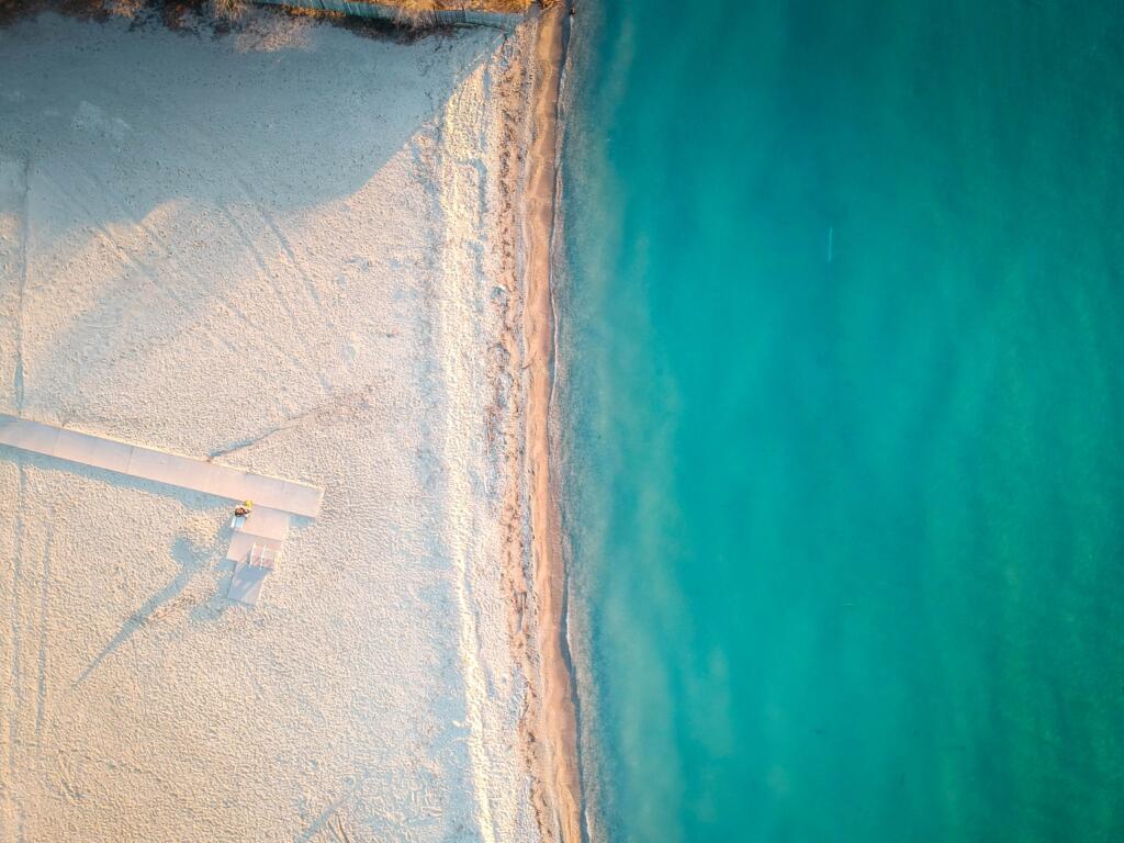 traverse city lake beachy shoreline