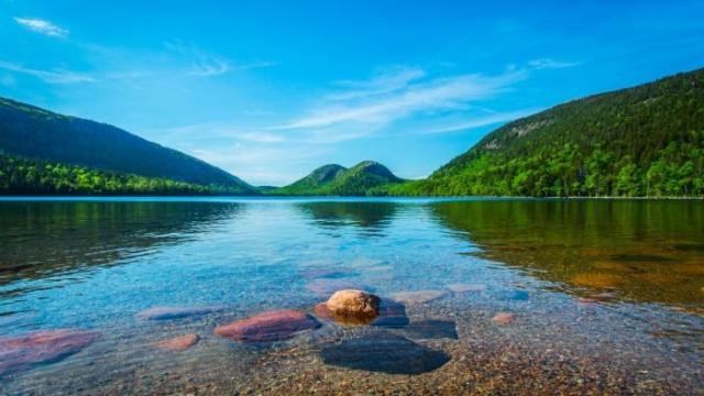 4 Fun Facts about Maine Lakes