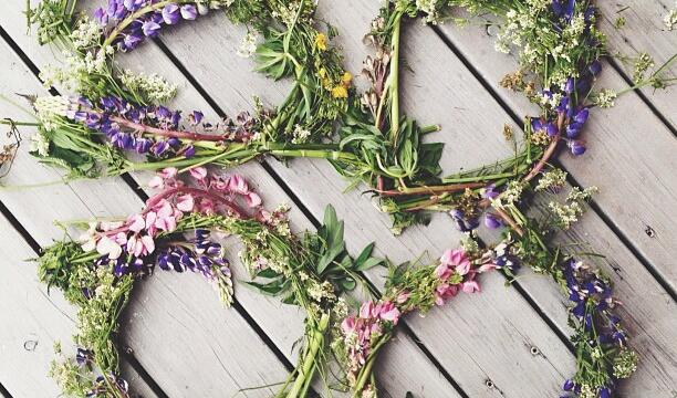 Summer Wreath Ideas for Your Lake Home
