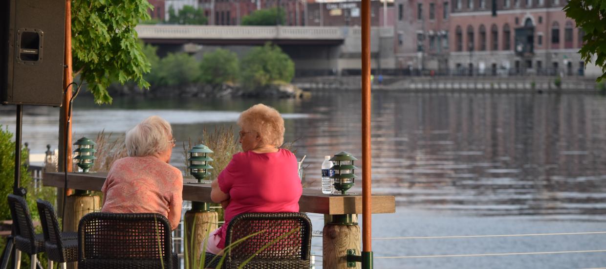 Things to Consider When Choosing a Lake for Retirement