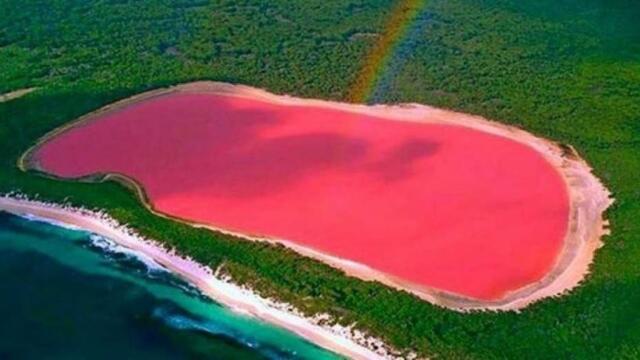 7 Colorful Lakes Around the World