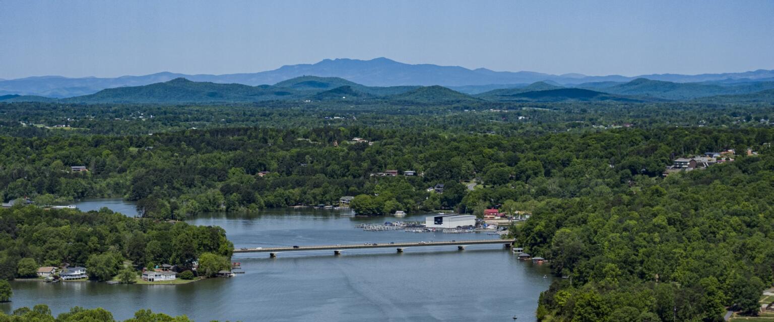 Hidden Gem Lake Areas to Explore in 2021