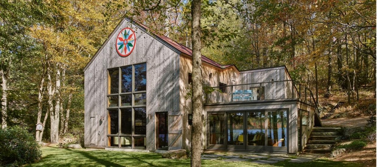 Mid-Century Modern Mystique: A Lakeside Cabin in New Hampshire’s Monadnock Region