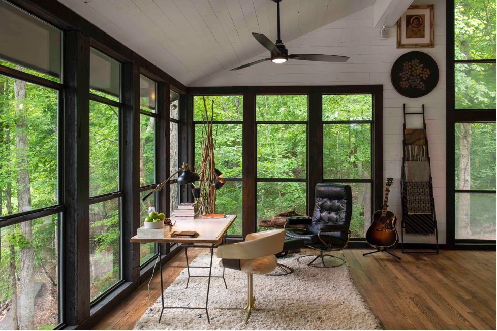 Billy Reid's home studio with Ekornes chair