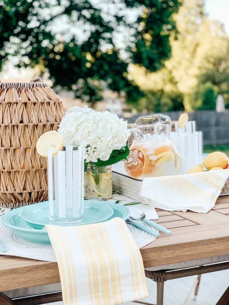 Outdoor dining tablescape