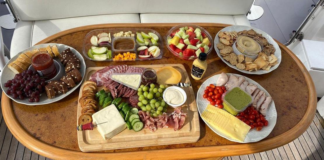 Picnic on the Water: The Perfect Boat Food