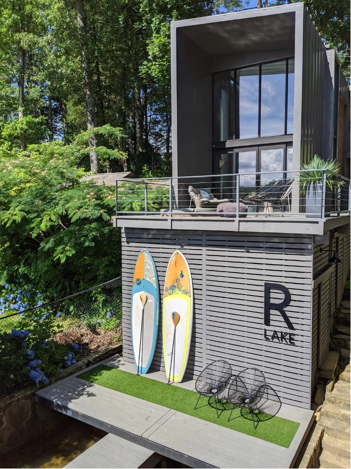 Modern tiny lake home on Lake Rabun, Georgia