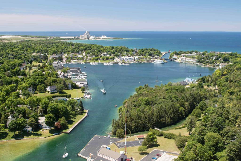 Lake Charlevoix, MI