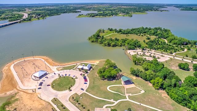 Lake Homes Realty Adds New Agent Loretta Fadeley To Their Team On Lewisville Lake, Texas
