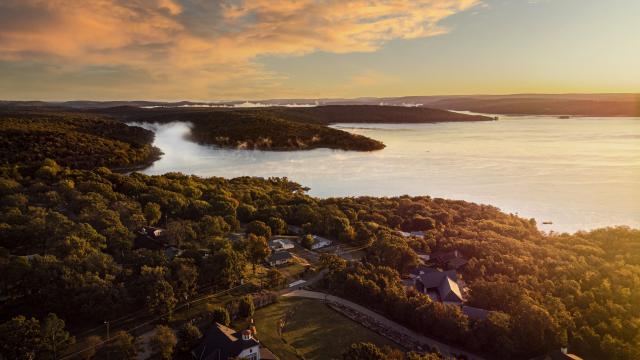 Lake Homes Realty Adds Kim Hoog to Tenkiller Lake Area in Oklahoma