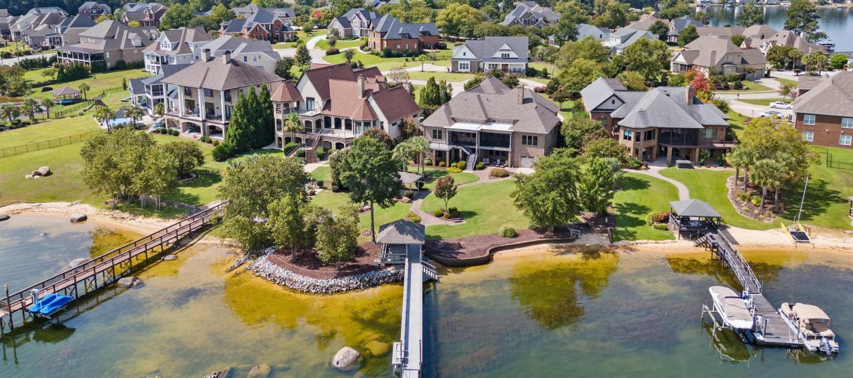[The Post and Courier Columbia]18,000 square feet for $1.8 million in Fairfield County