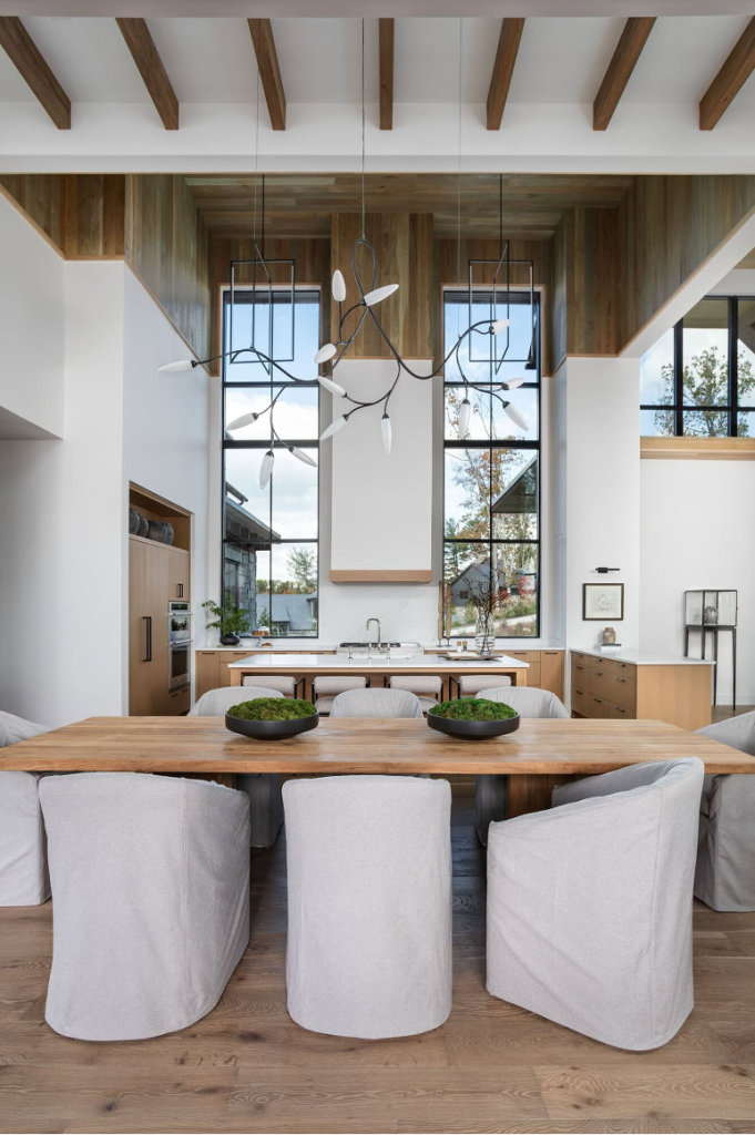 Dining Space: Understated and Seasonal