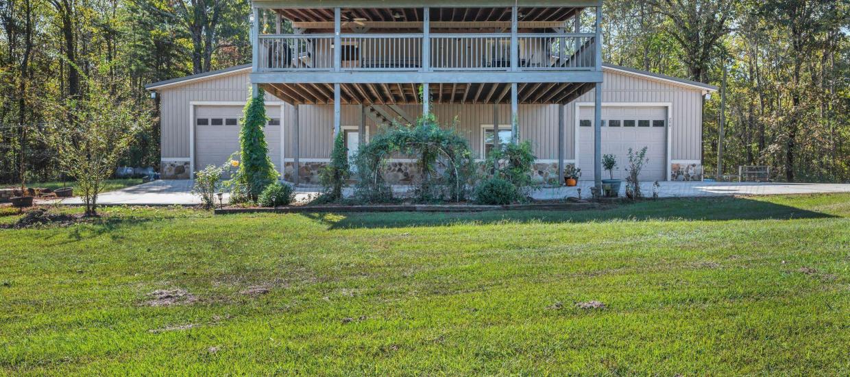 [Realtor.com] More Barn for Your Buck! Multigenerational Barndominiums That Offer Budget-Friendly Living for the Whole Family