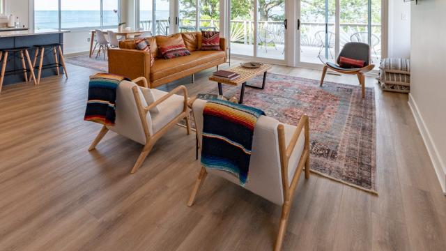 Clean laminate floor in a lake home