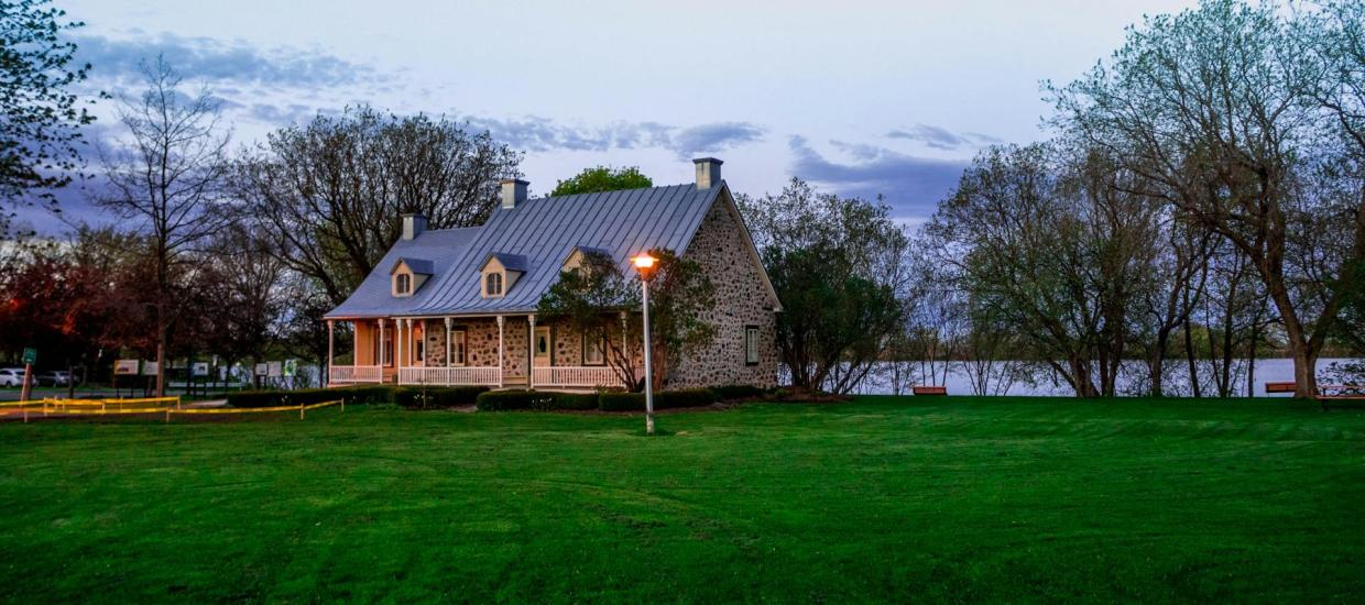 Considerations for Buying a Lake Home on a Leased Lot