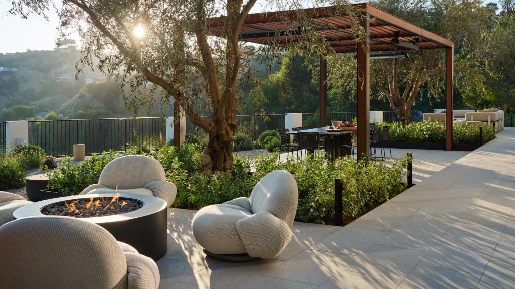 Divide Large Outdoor Spaces into Purposeful Living Zones